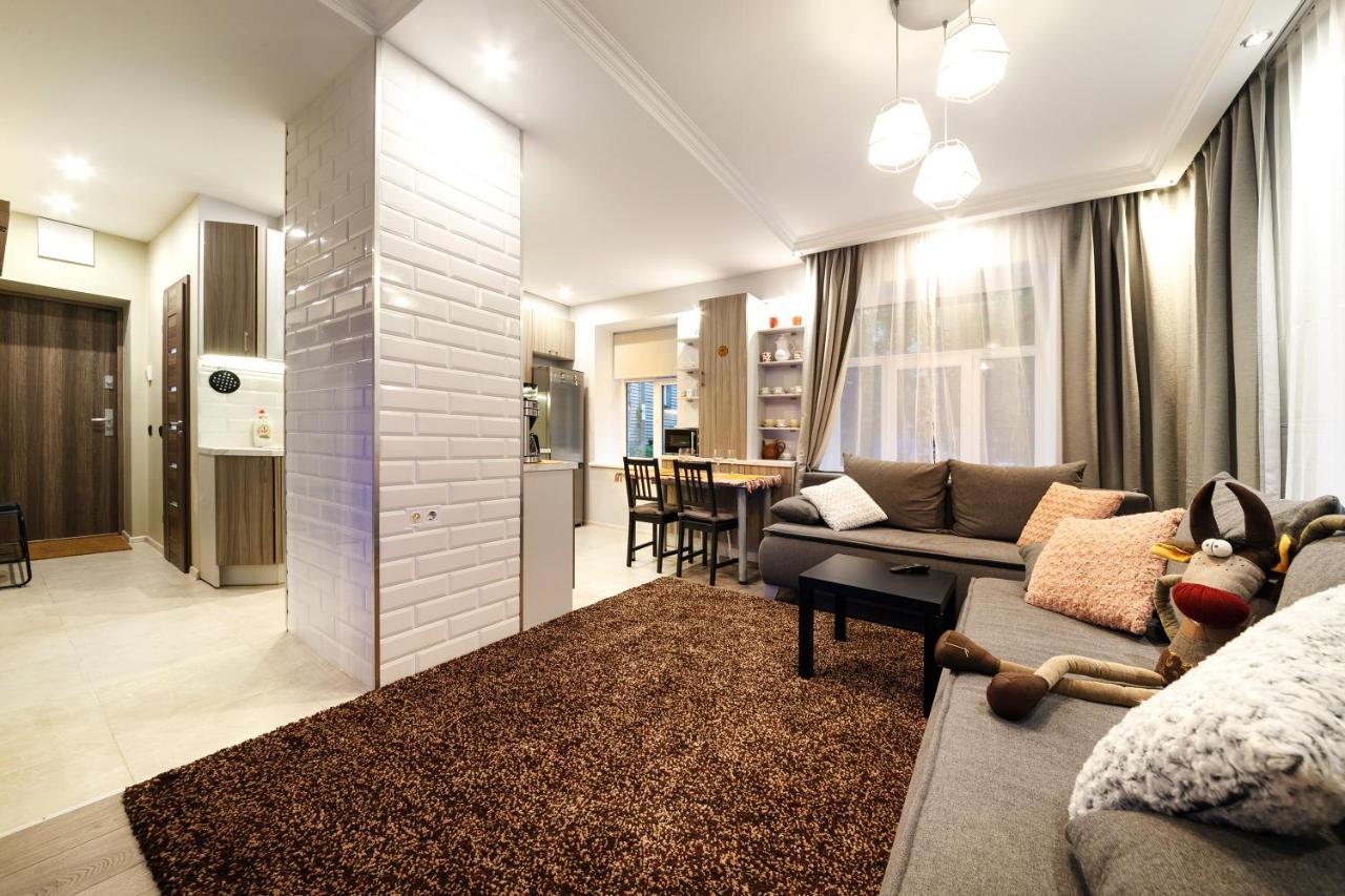 ParkCosyLux two bedrooms apart Free Parking Riga Buitenkant foto