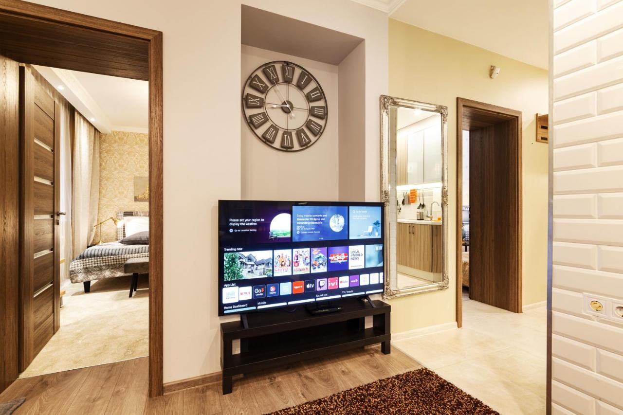 ParkCosyLux two bedrooms apart Free Parking Riga Buitenkant foto
