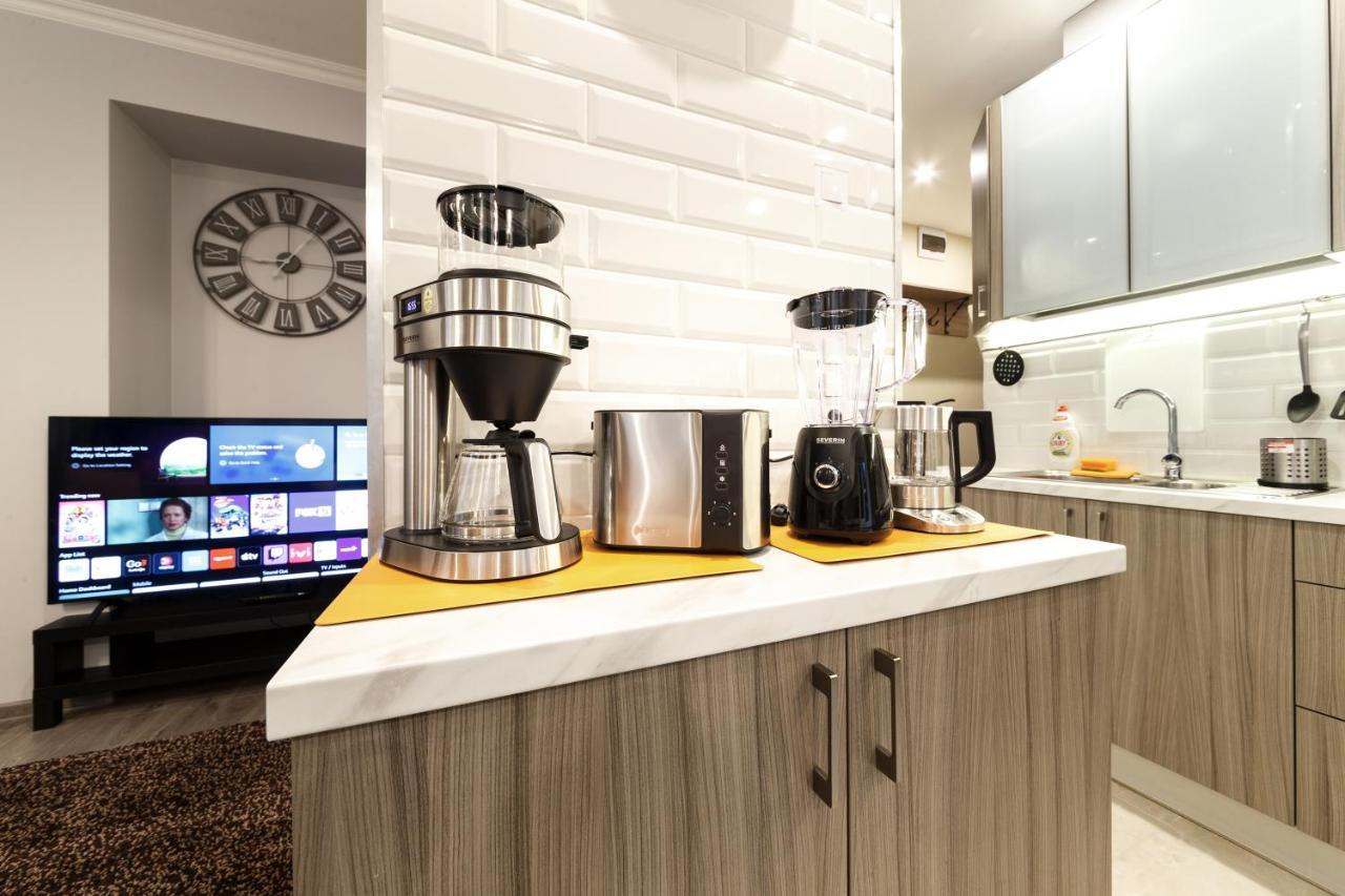 ParkCosyLux two bedrooms apart Free Parking Riga Buitenkant foto