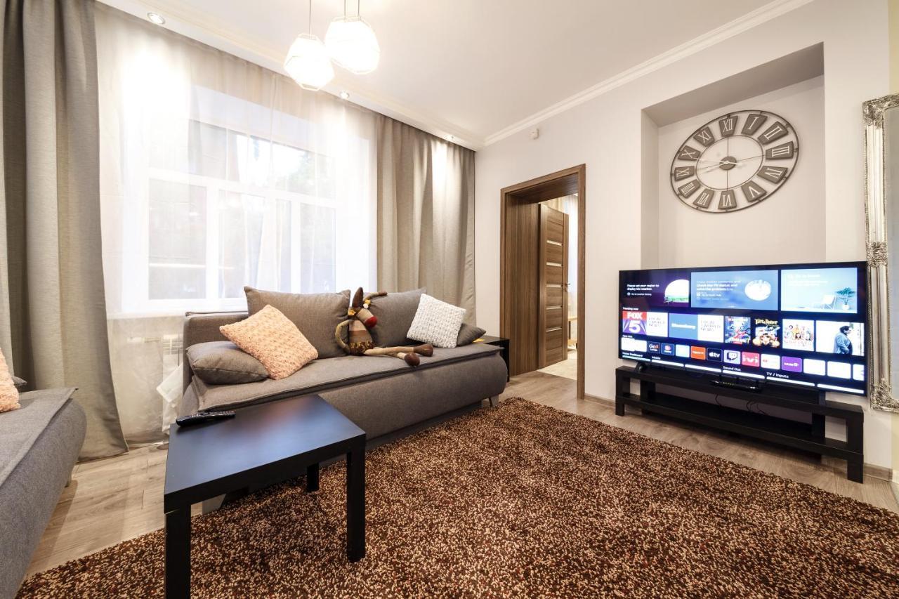 ParkCosyLux two bedrooms apart Free Parking Riga Buitenkant foto