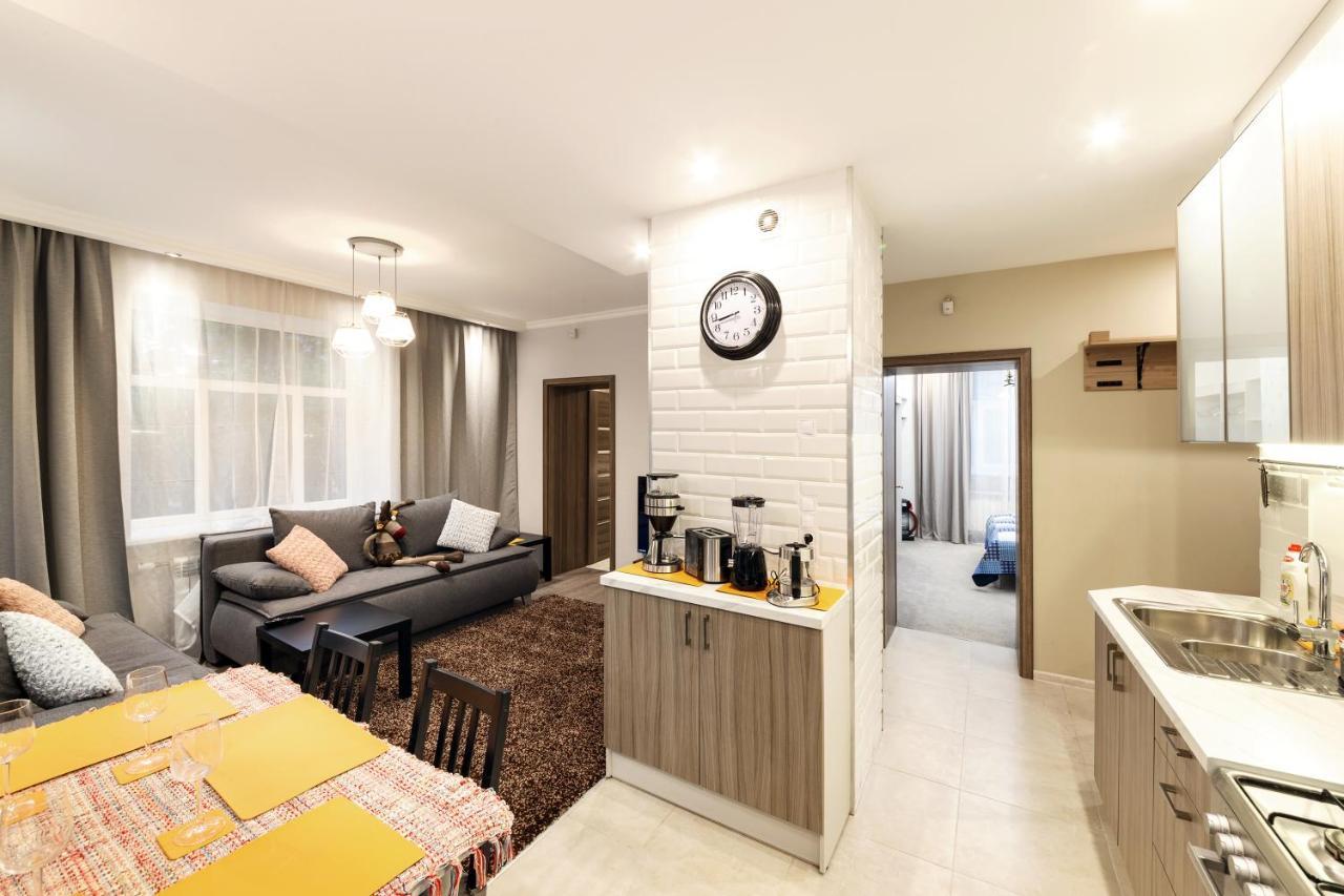 ParkCosyLux two bedrooms apart Free Parking Riga Buitenkant foto